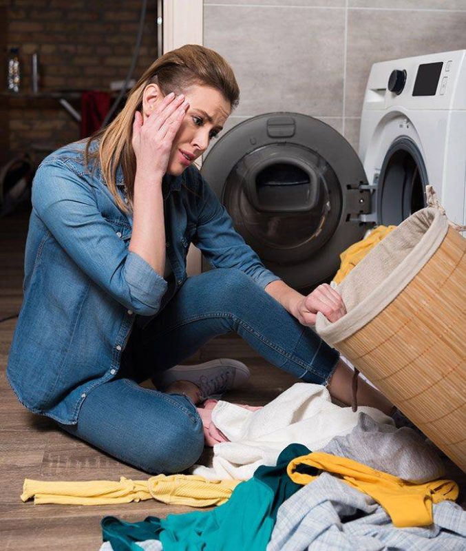 علت رنگ دادن لباس چیست؟ (8 روش جلوگیری از رنگدهی لباس) 2 علت رنگ دادن لباس