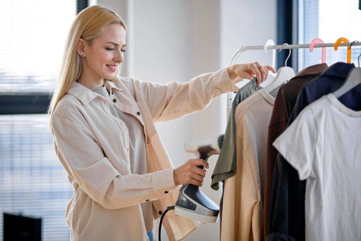 علت پرز دادن لباس چیست؟ (5 دلیل اصلی + 7 راه قطعی برای جلوگیری) 2 پرز دادن لباس