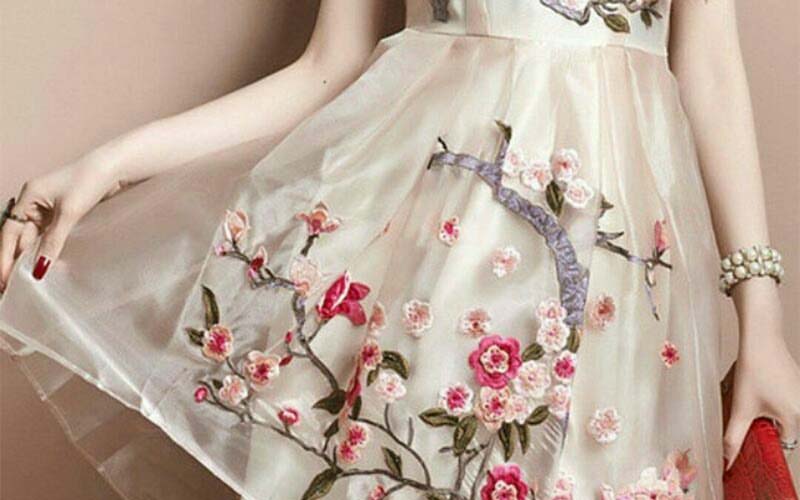 آموزش گلسازی روی لباس و پارچه