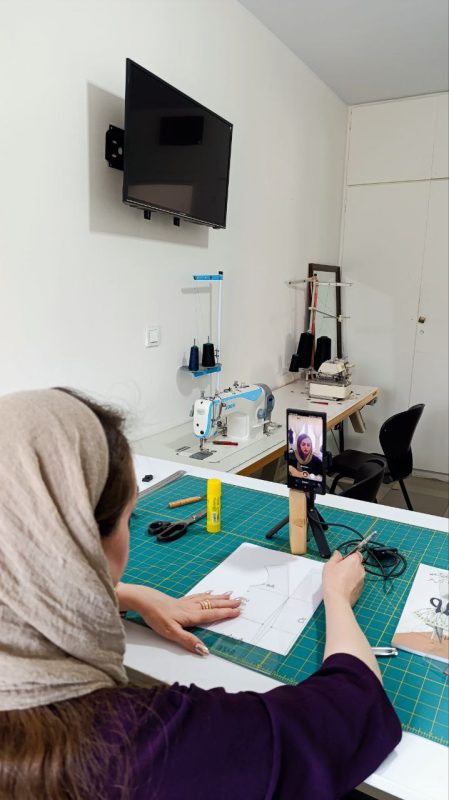 کسب درآمد از نازک دوزی: راهنمای عملی برای خیاطان خلاق 3 پکیج جامع نازک دوزی