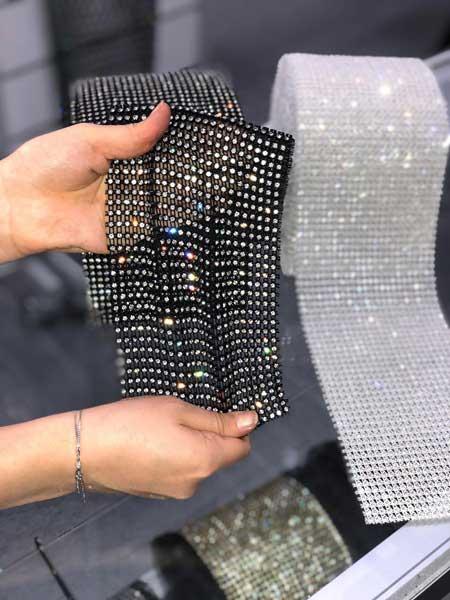 پارچه لمه نگین‌دار