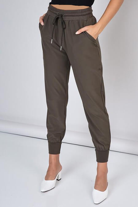 معرفی شلوار جاگر و تفاوت آن با شلوار اسلش 2 معرفی شلوار جاگر